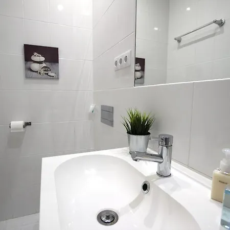 Apartmán Behappy 2 Minutes From The Super Modern